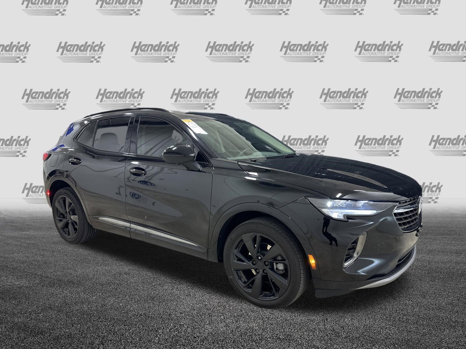 Used 2021 Buick Envision Essence w/ Technology Package I image 2