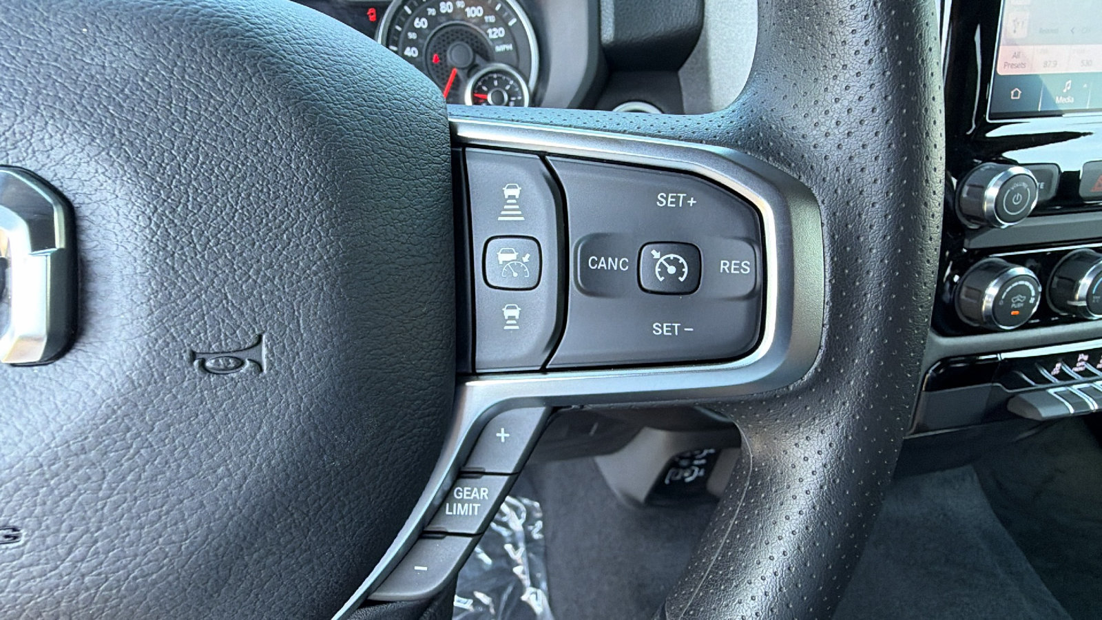 New 2026 RAM 1500 Warlock AWD/4WD image 24