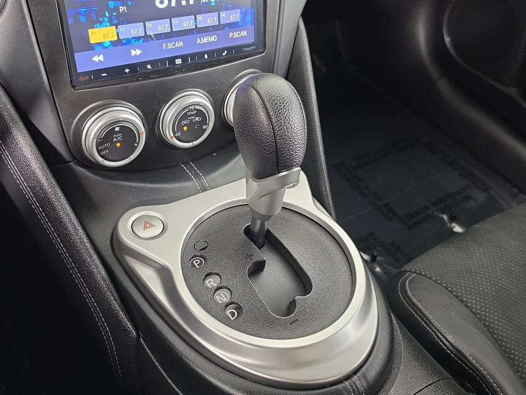 Used 2011 Nissan 370Z Touring RWD image 24