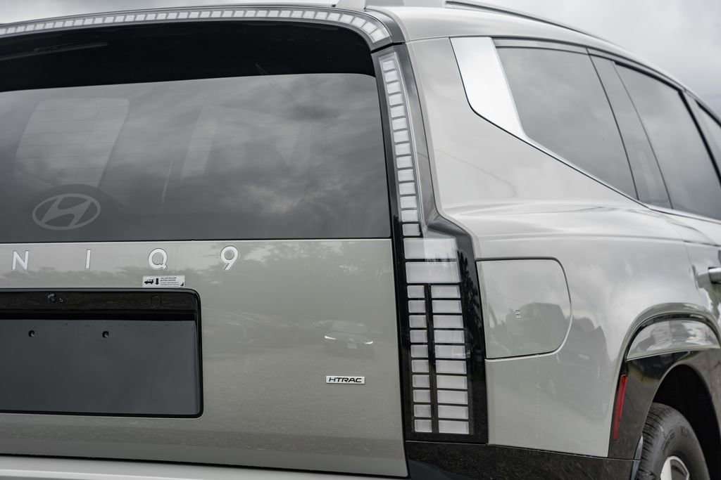 New 2026 Hyundai Ioniq 9 SEL image 6