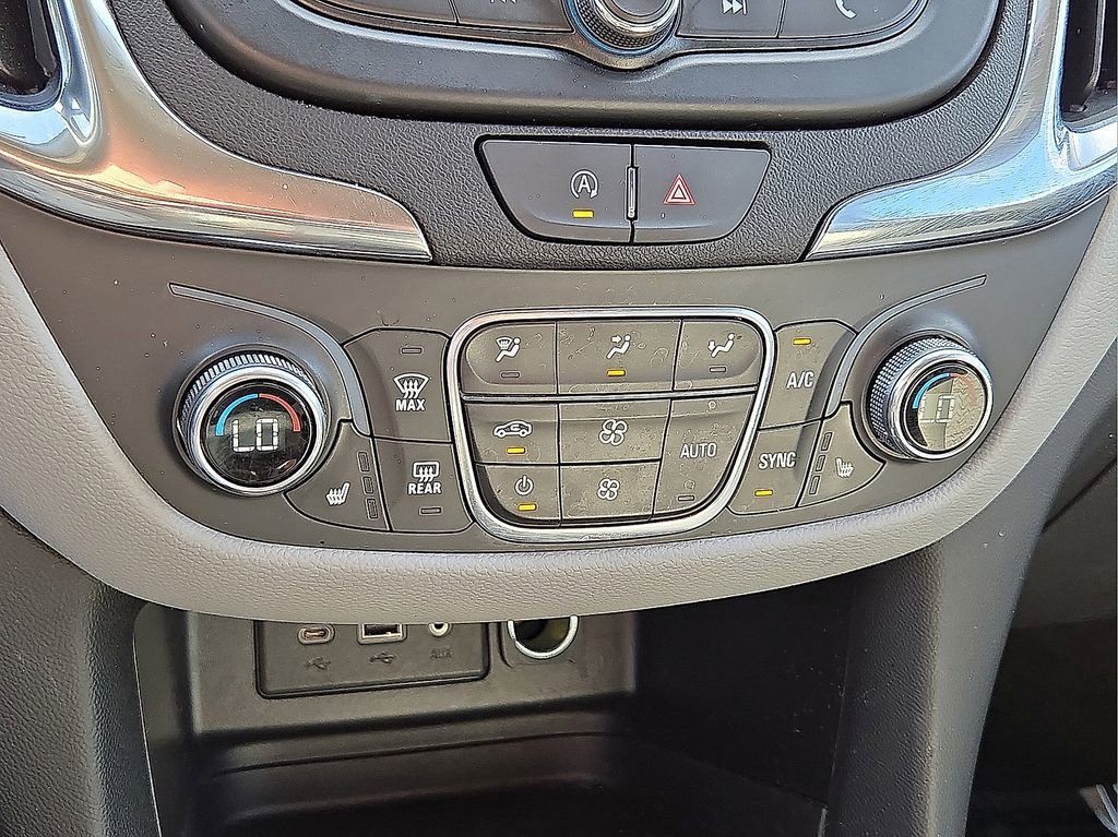 Used 2024 Chevrolet Equinox LT image 31