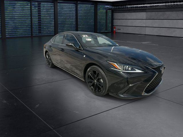 Certified 2023 Lexus ES 350 F Sport w/ Accessory Package (Z2) FWD image 2