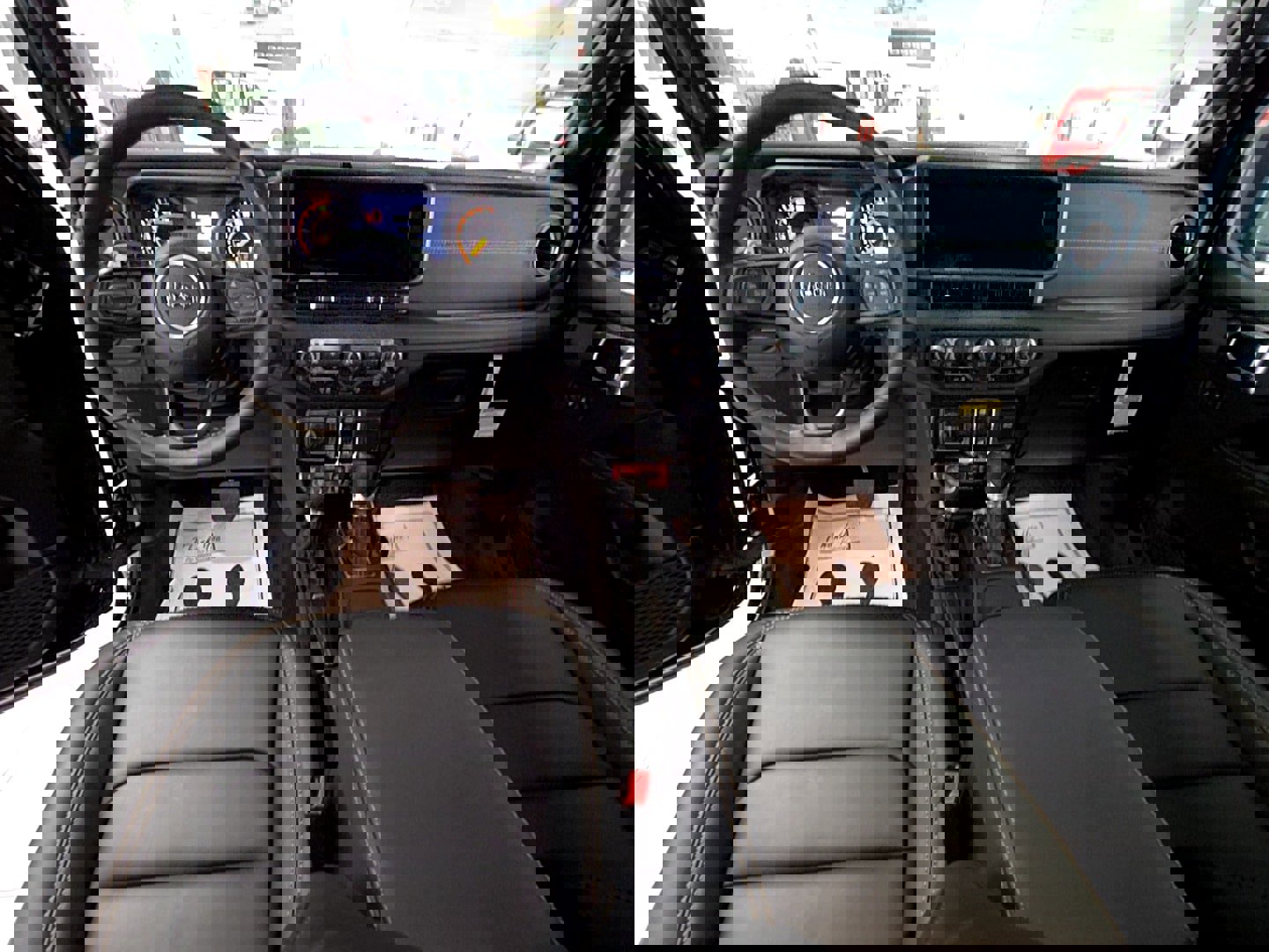 New 2025 Jeep Wrangler Unlimited Rubicon 392 image 12