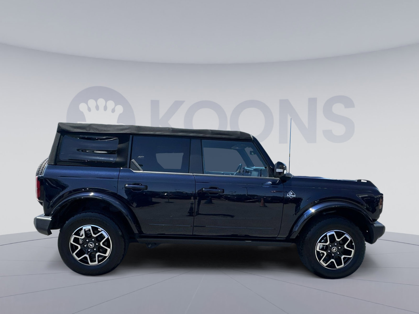Used 2021 Ford Bronco Outer Banks AWD/4WD image 12