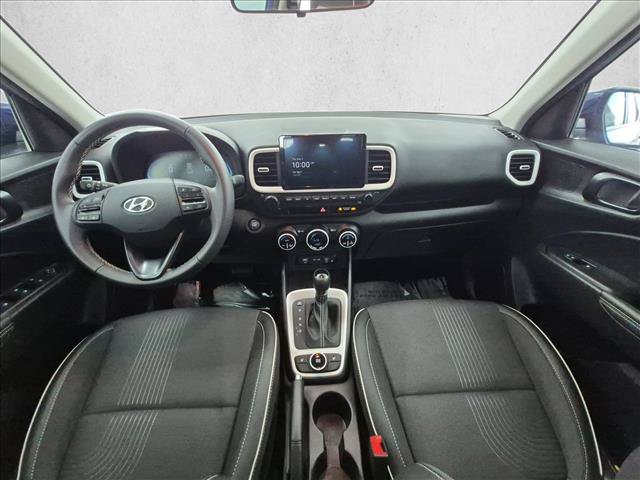 Certified 2025 Hyundai Venue Limited FWD image 19