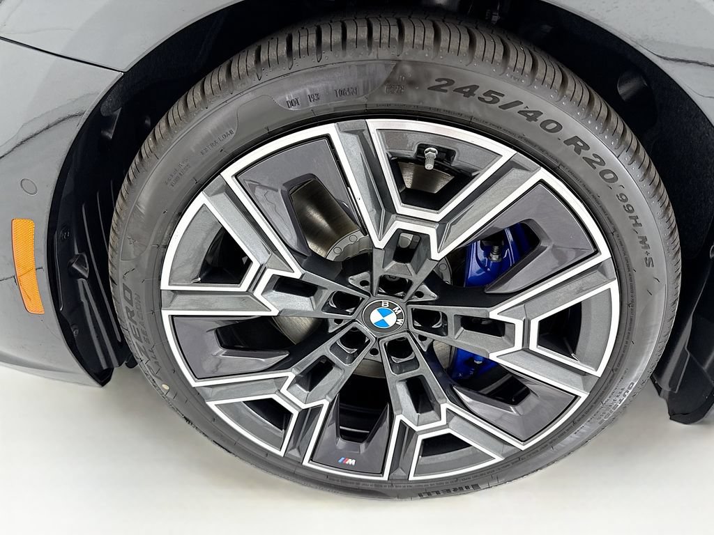 New 2027 BMW 550e xDrive AWD/4WD image 29