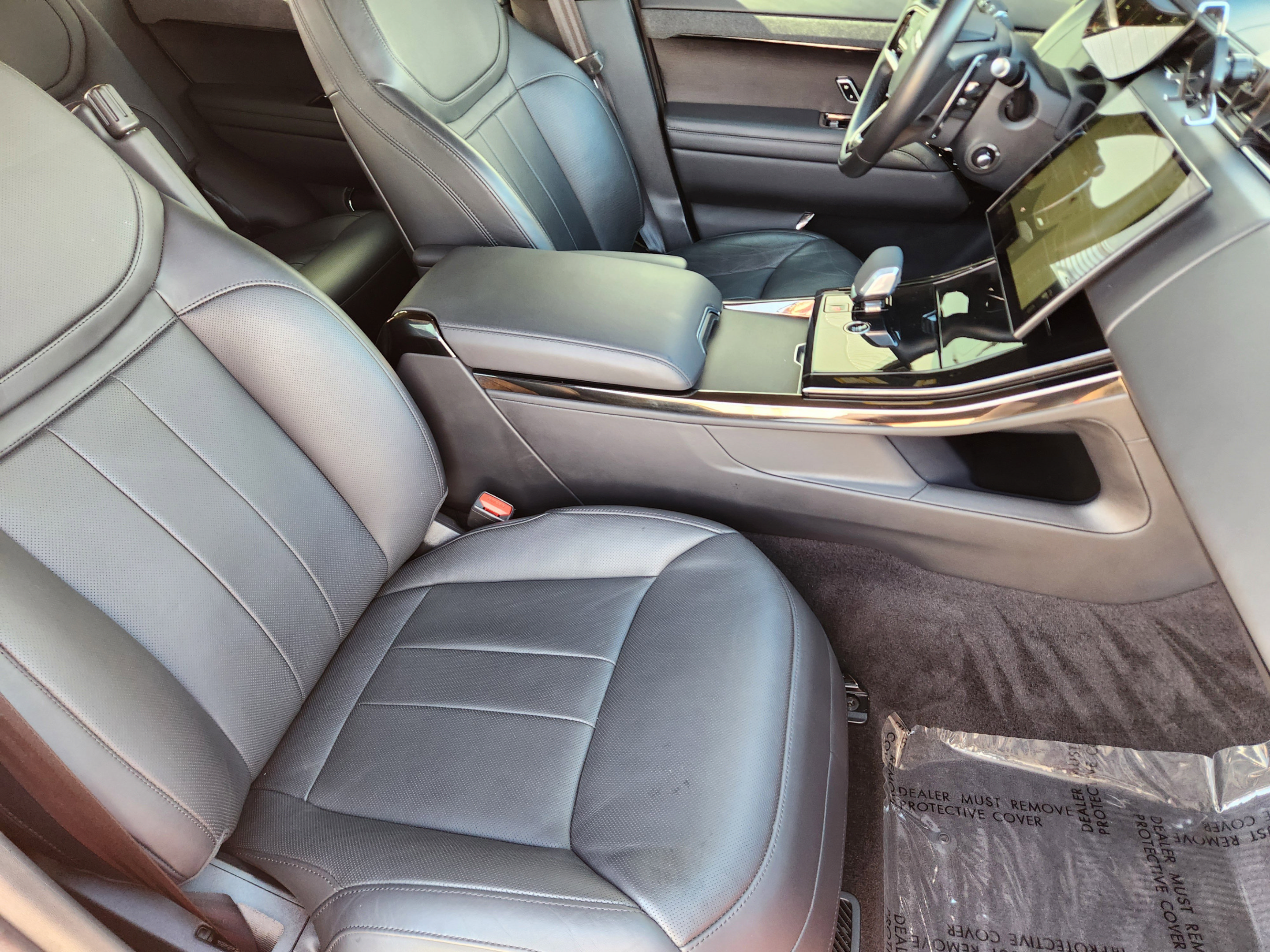 Used 2024 Land Rover Range Rover Sport Dynamic SE AWD/4WD image 9