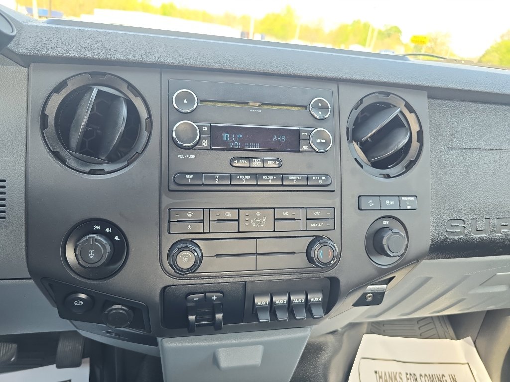 Used 2015 Ford F250 XL w/ Power Equipment Group AWD/4WD image 25