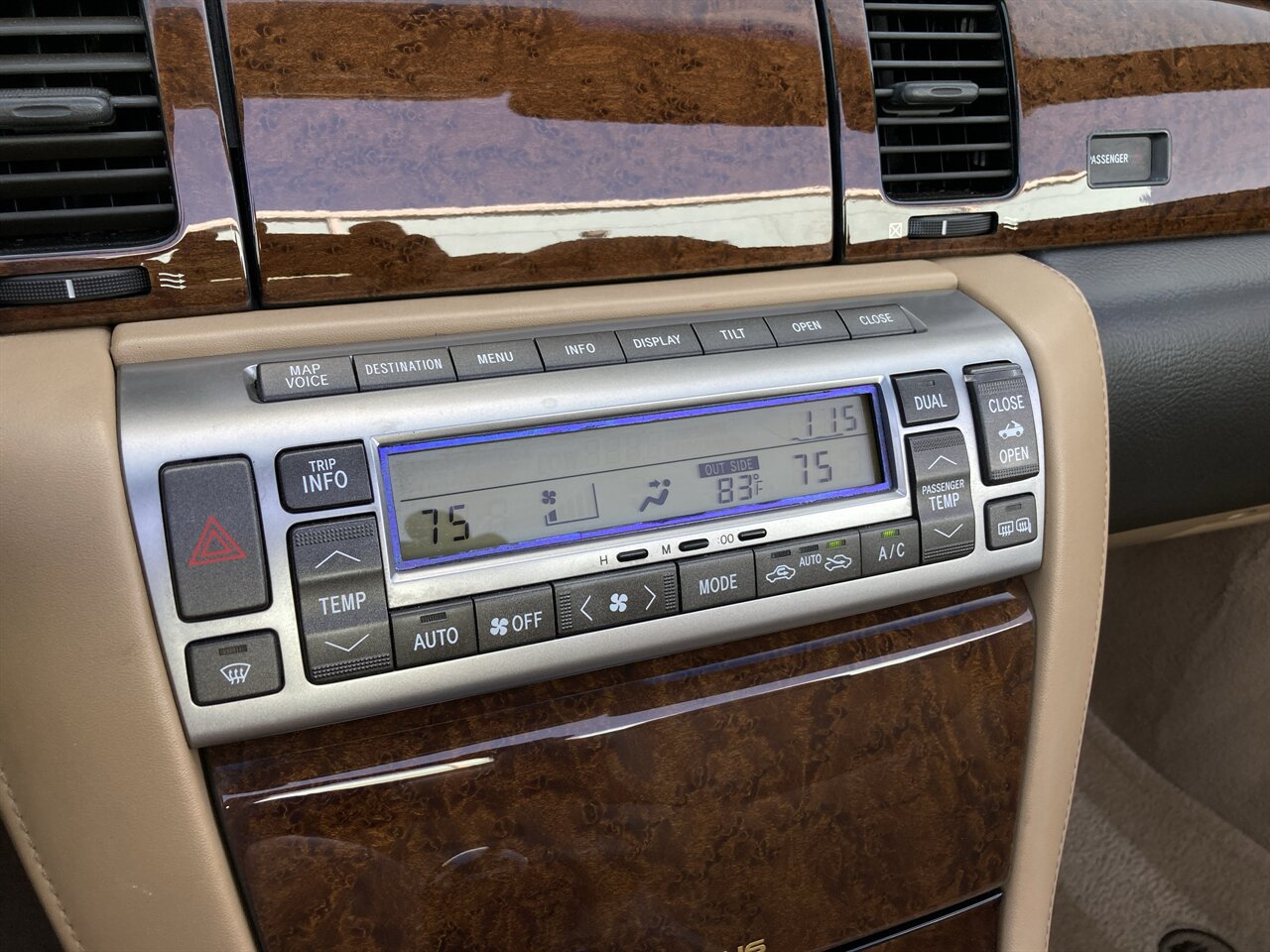 Used 2006 Lexus SC 430 Convertible RWD image 26