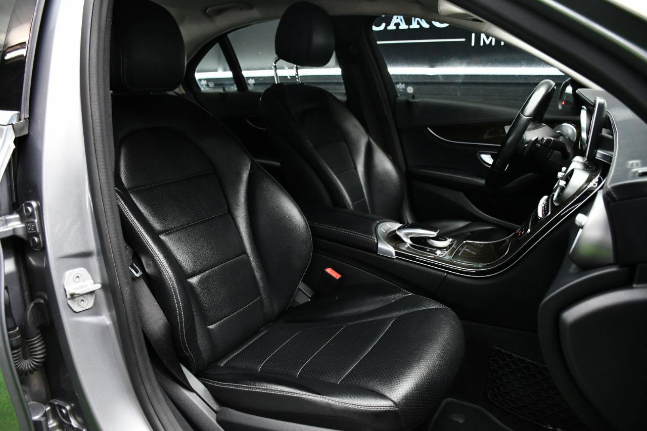 Used 2015 Mercedes-Benz C 300 Sedan w/ Premium 1 Package image 38