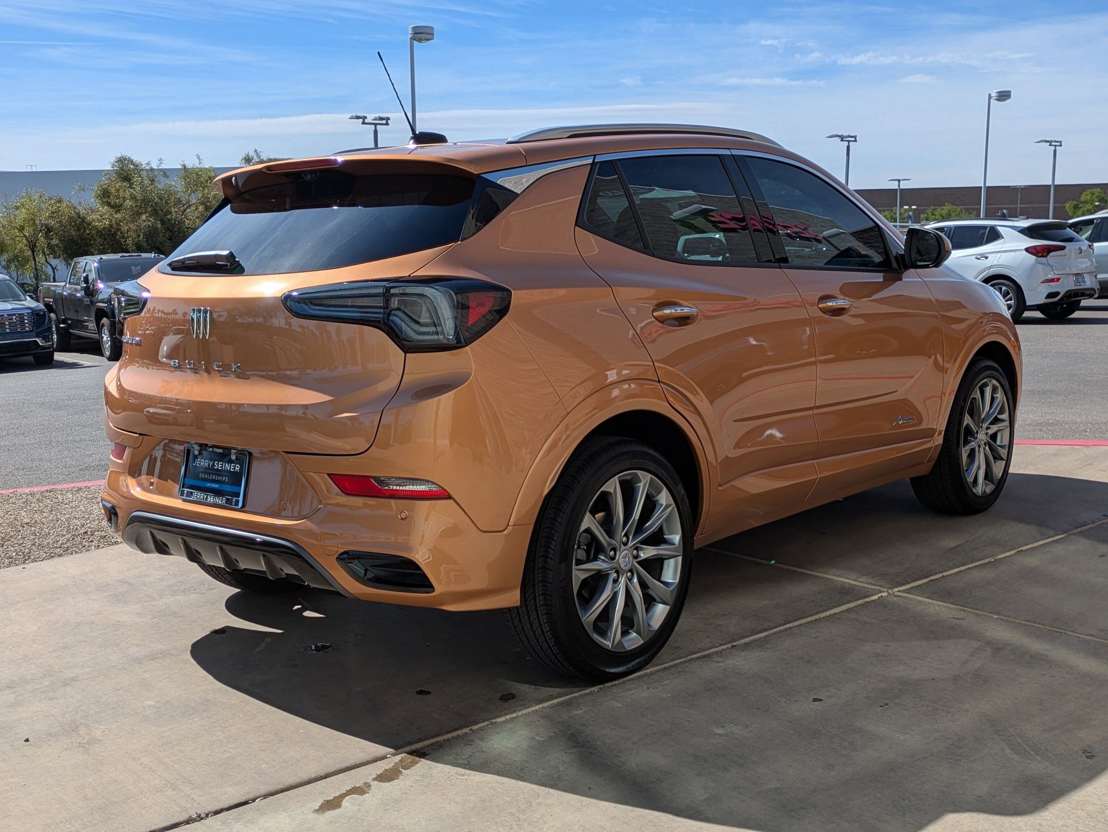 Certified 2026 Buick Encore GX Avenir w/ Avenir Technology Package FWD image 5