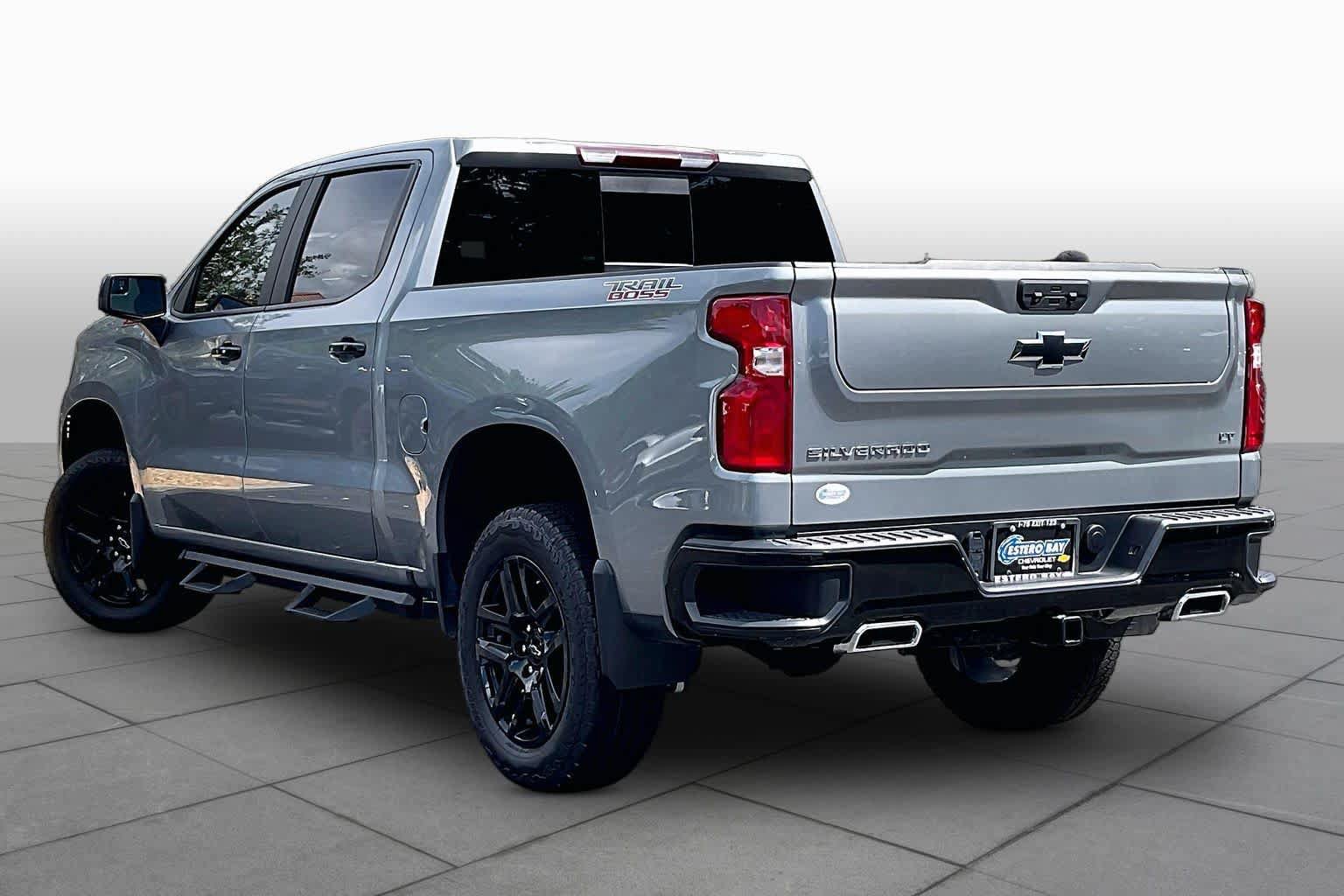 Used 2025 Chevrolet Silverado 1500 LT Trail Boss w/ Convenience Package II AWD/4WD image 12