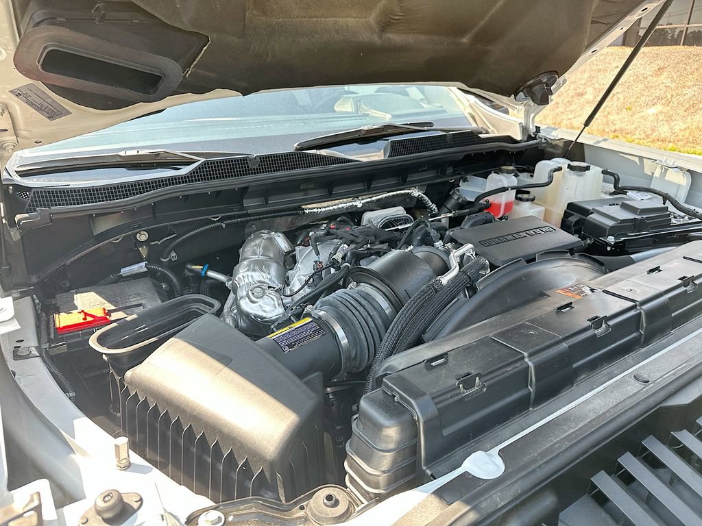 Used 2025 Chevrolet Silverado 2500 LT w/ Convenience Package image 26