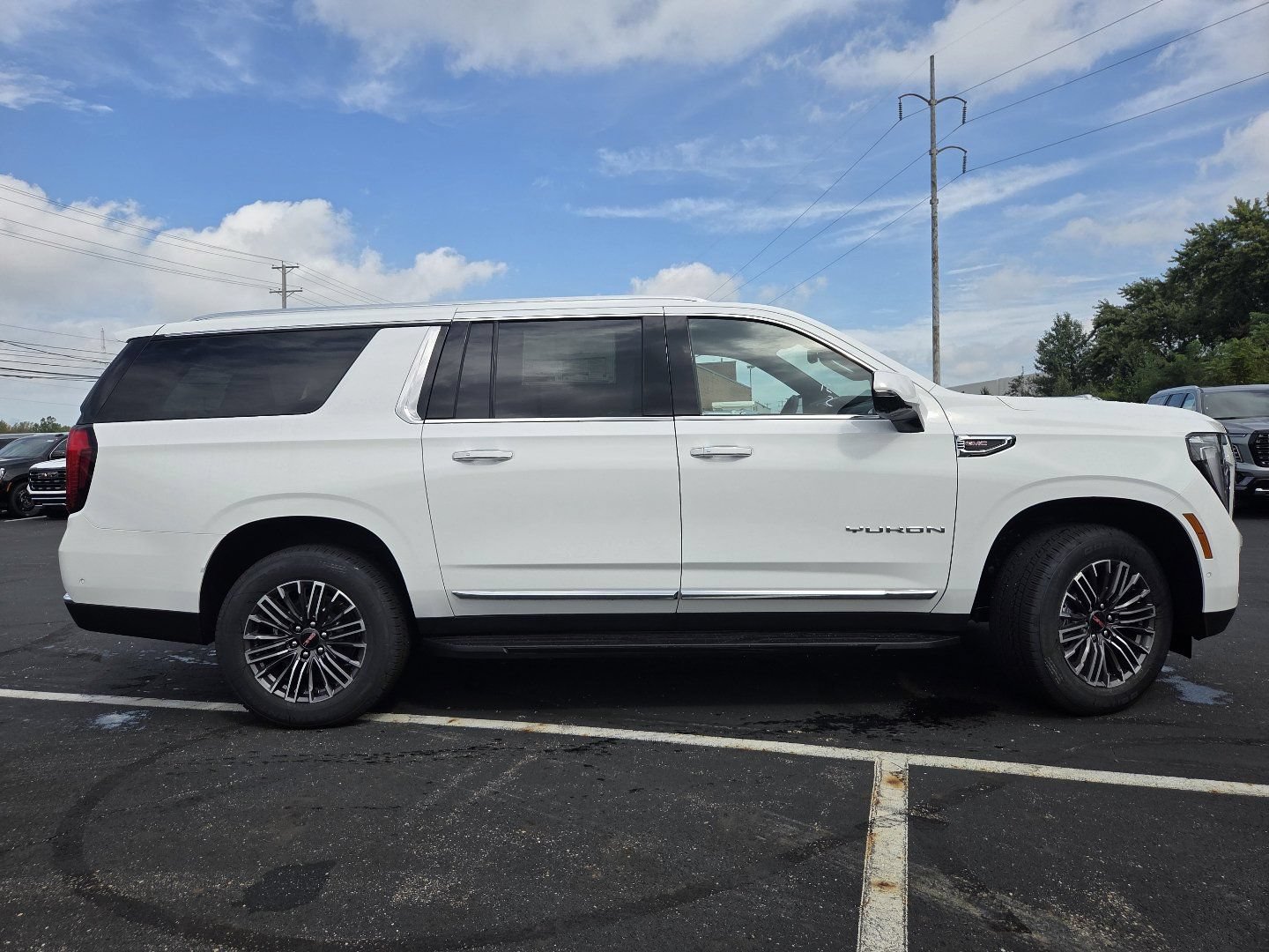 New 2026 GMC Yukon XL Elevation AWD/4WD image 20