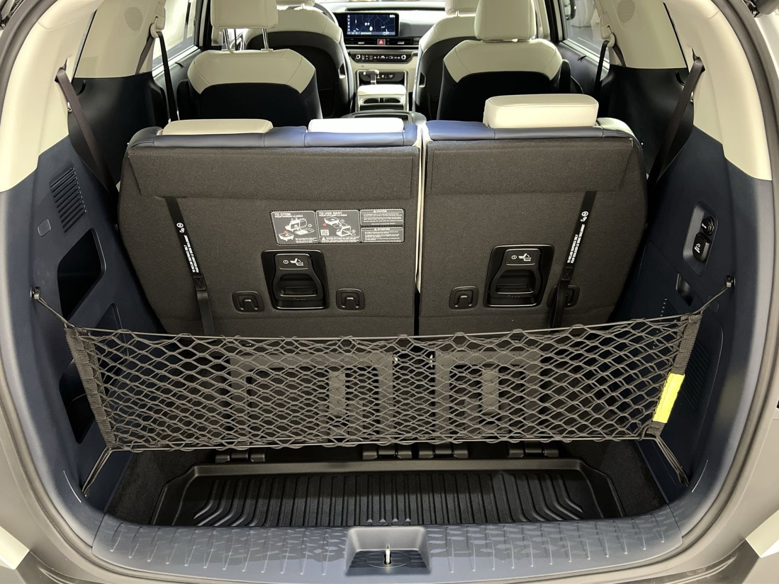 New 2026 Kia Carnival SX w/ SX Dark Edition Package image 25