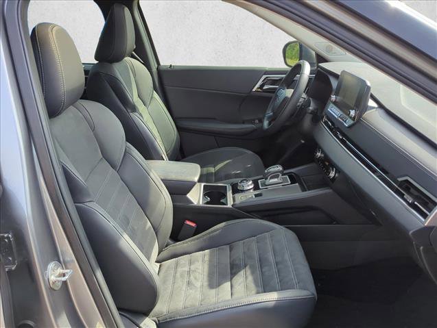 Used 2023 Mitsubishi Outlander SE FWD image 22