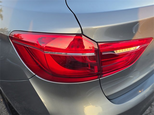 Used 2019 BMW X6 sDrive35i w/ M Sport Package image 5