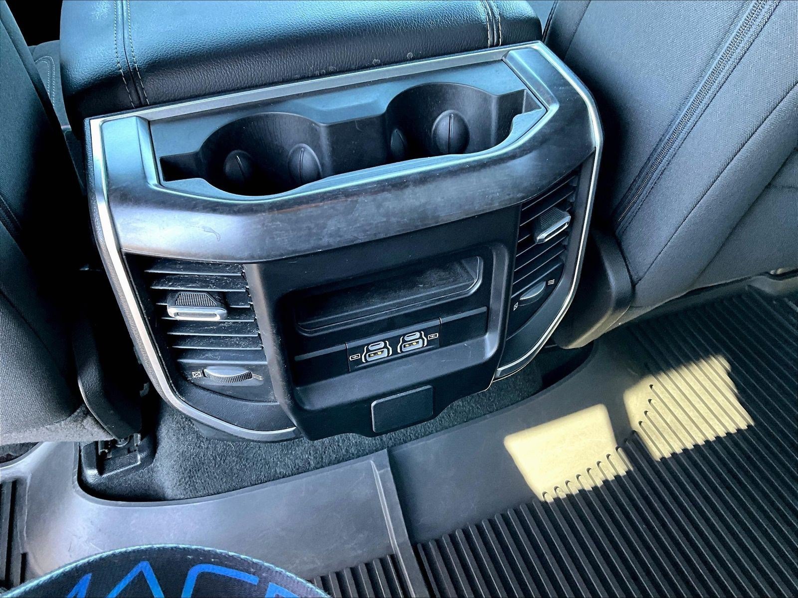 Used 2023 RAM 1500 Big Horn AWD/4WD image 10