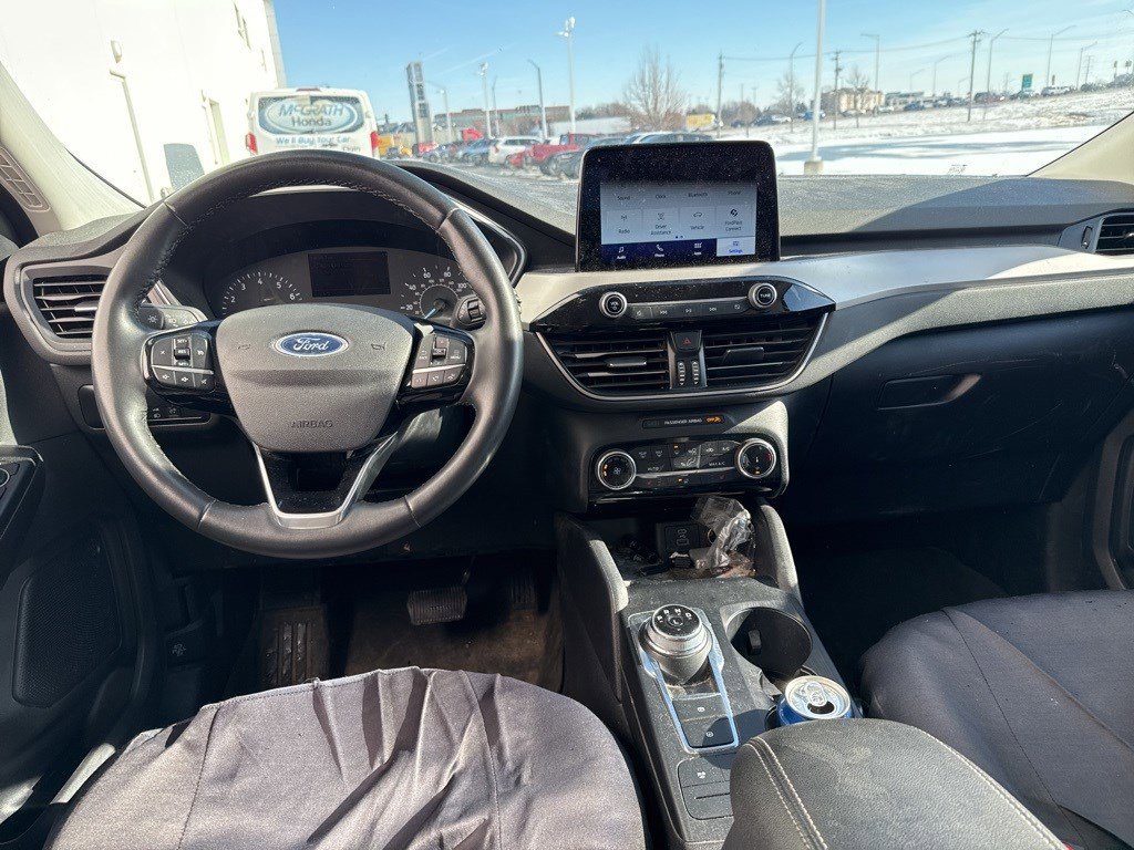 Used 2022 Ford Escape SE w/ Cold Weather Package image 5