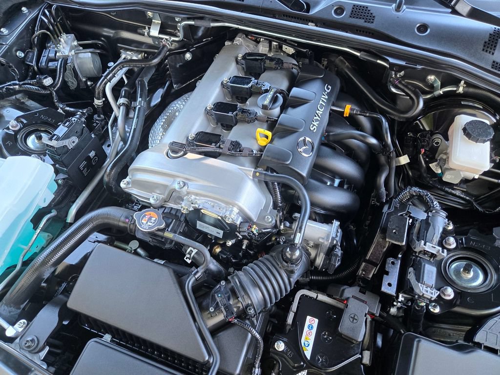Certified 2025 MAZDA MX-5 Miata Grand Touring RWD image 33