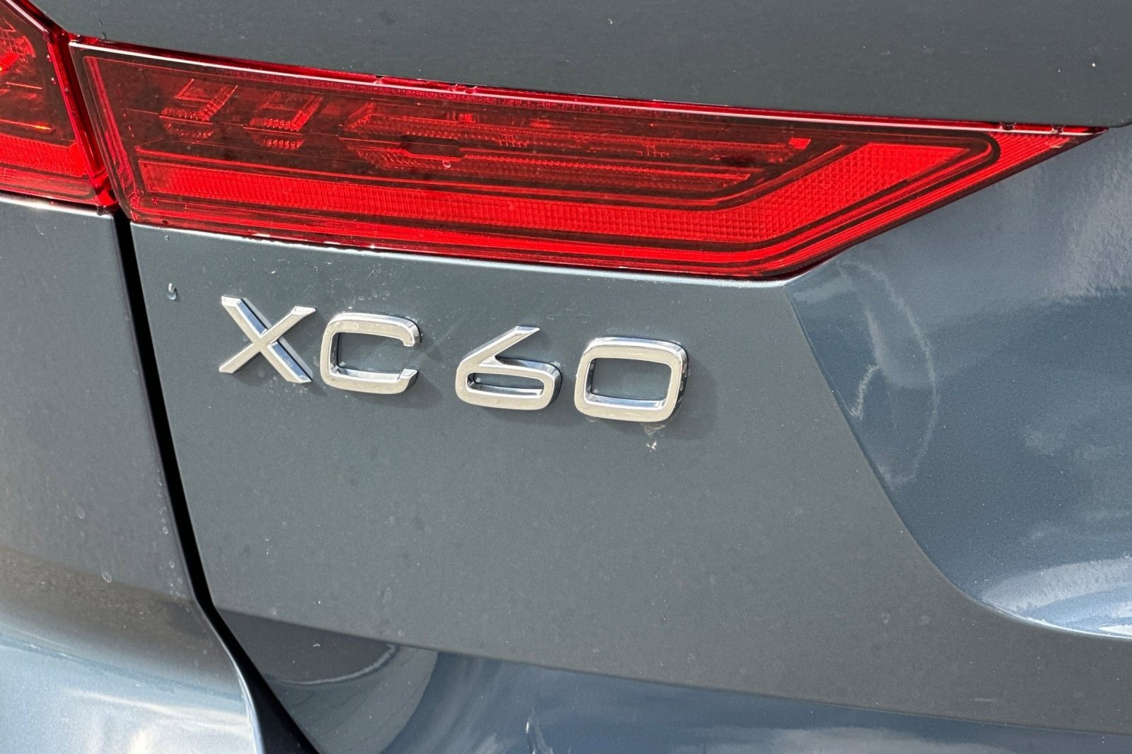 New 2026 Volvo XC60 B5 Plus w/ Protection Package image 12