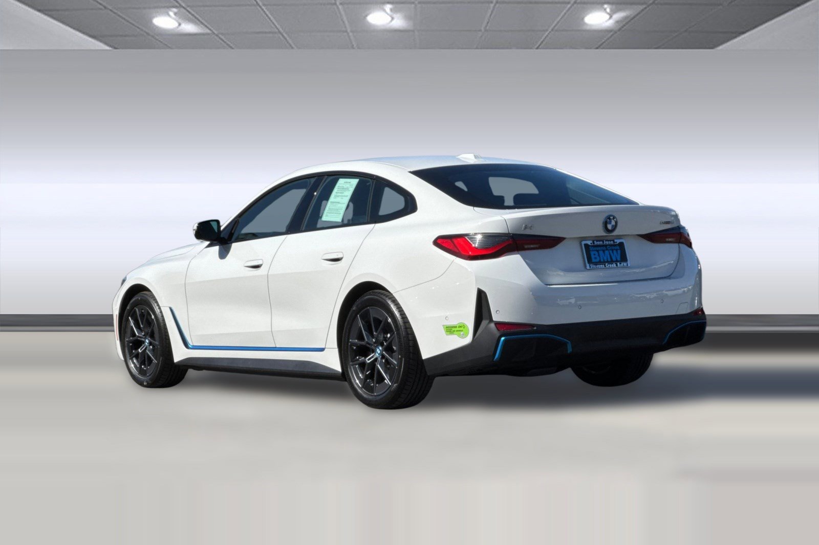 Certified 2023 BMW i4 eDrive35 image 3