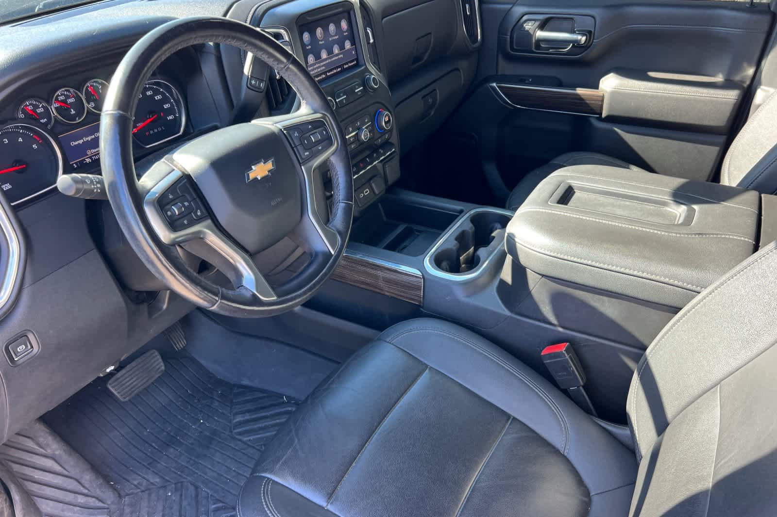Used 2021 Chevrolet Silverado 2500 LT w/ Convenience Package AWD/4WD image 9
