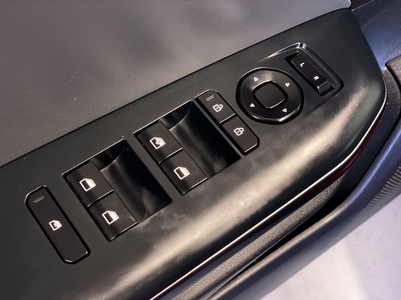 Certified 2025 Kia K4 FWD image 18