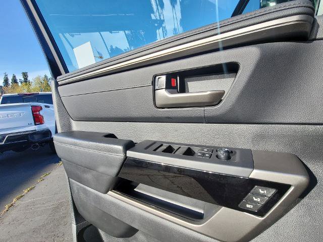 Used 2025 Toyota Tundra Limited image 23