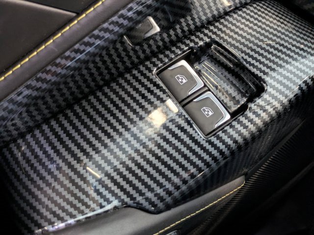 Used 2016 Chevrolet Corvette Z06 w/ 3LZ Preferred Equipment Group image 17