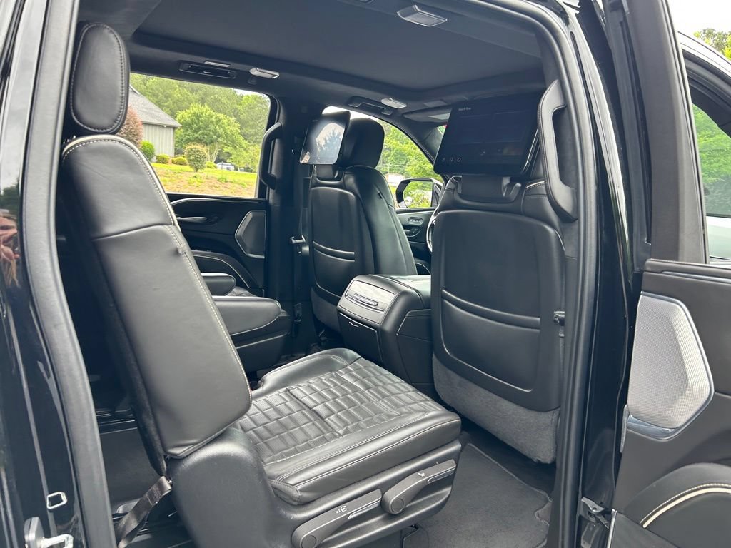 Used 2023 Cadillac Escalade ESV V AWD/4WD image 54