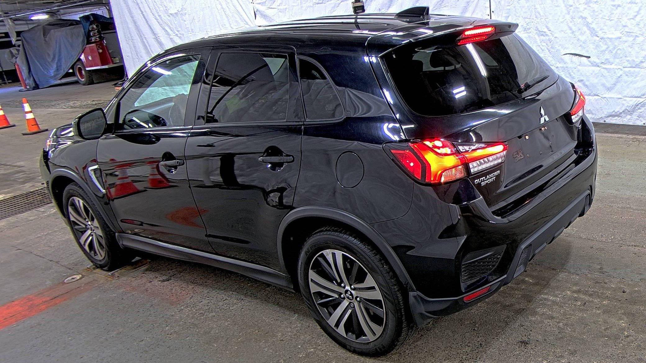 Used 2022 Mitsubishi Outlander Sport SE FWD image 6