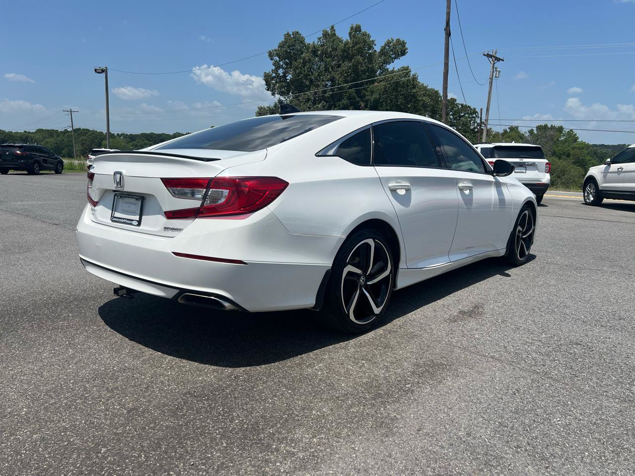 Used 2022 Honda Accord Sport image 9