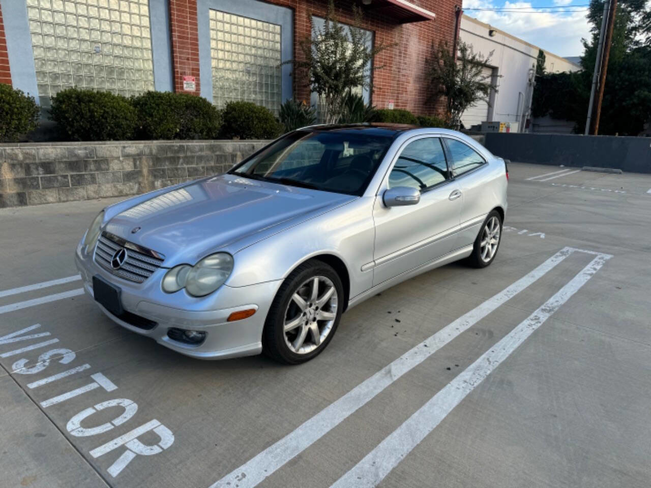 Used 2005 Mercedes-Benz C 230 Coupe image 1