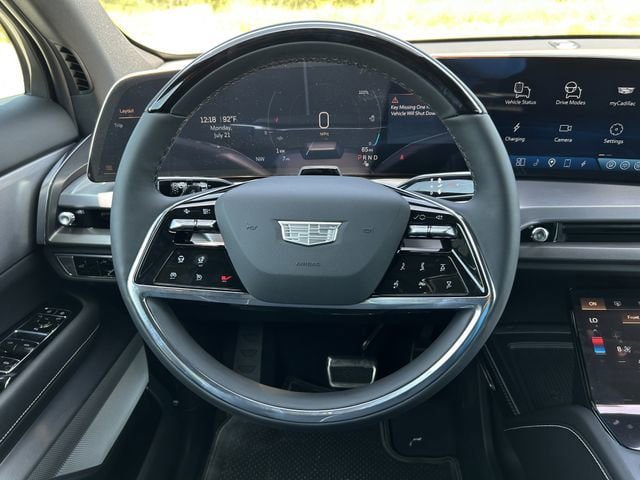 New 2026 Cadillac Vistiq Premium Luxury AWD/4WD image 14