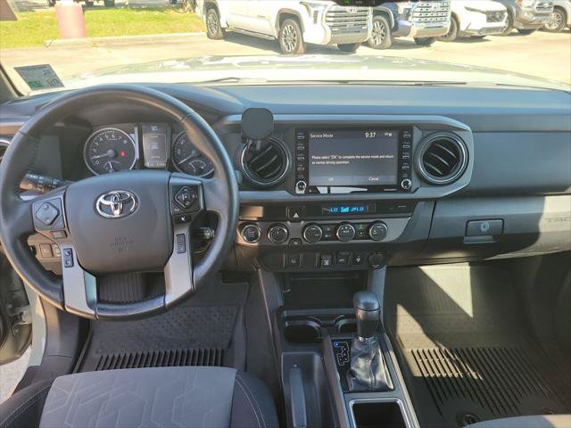 Certified 2023 Toyota Tacoma TRD Off-Road AWD/4WD image 24