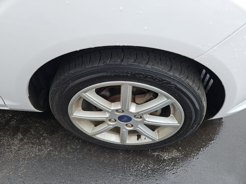 Used 2019 Ford Fiesta SE w/ Equipment Group 201A image 10