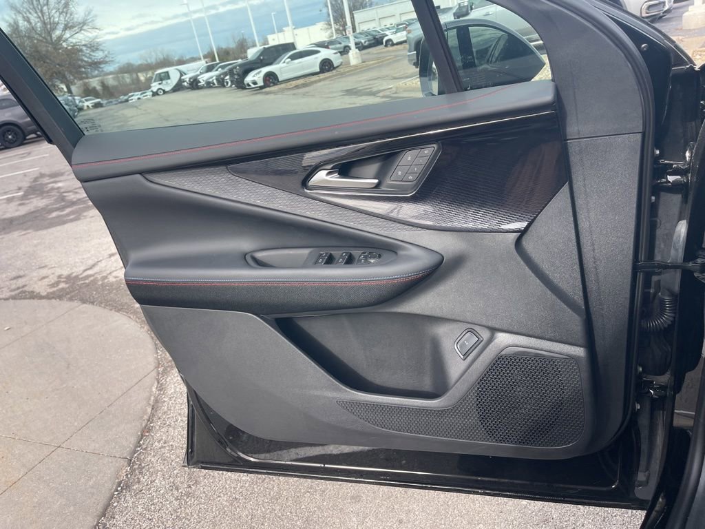 New 2025 Chevrolet Blazer EV RS image 32