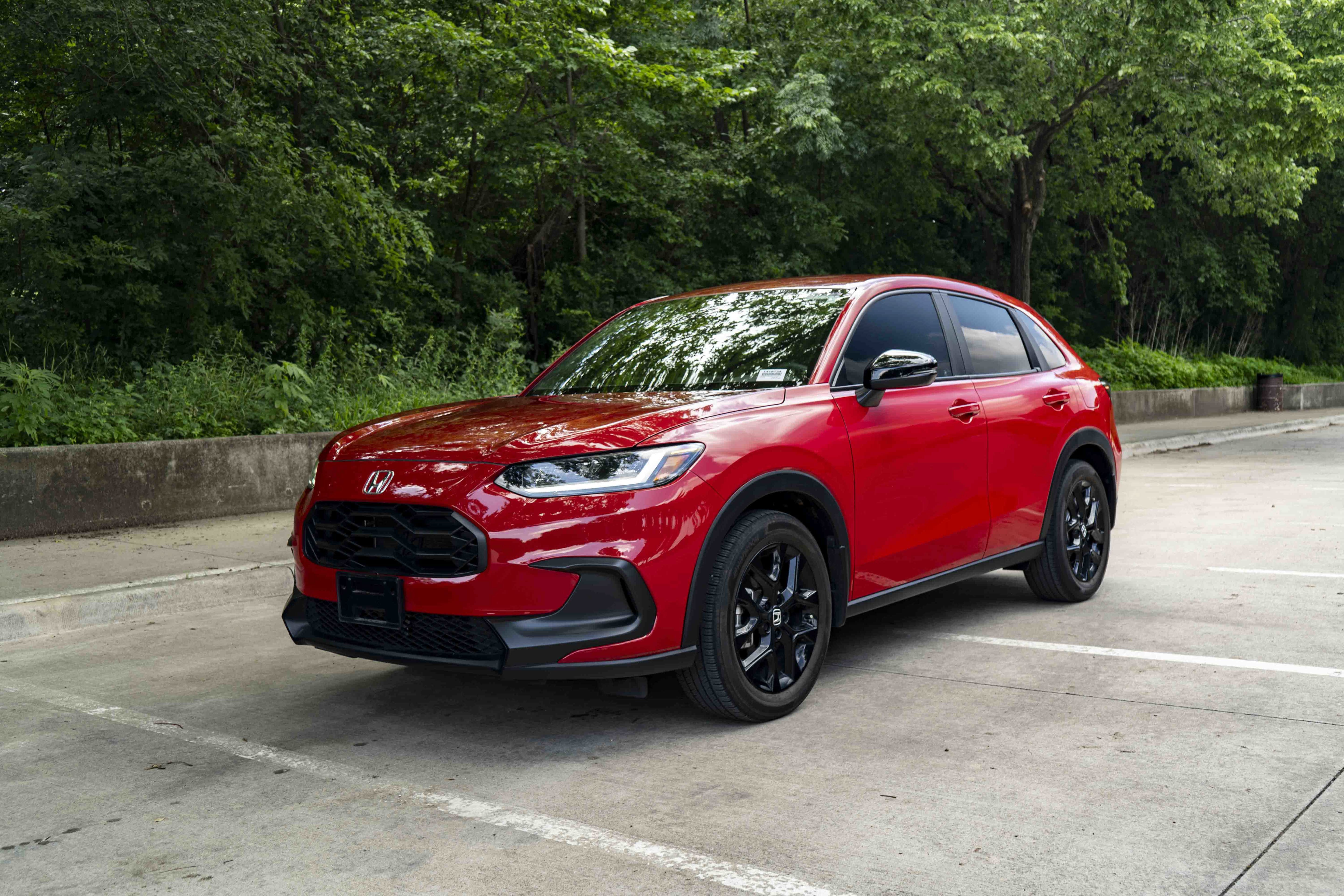 Certified 2025 Honda HR-V Sport image 5