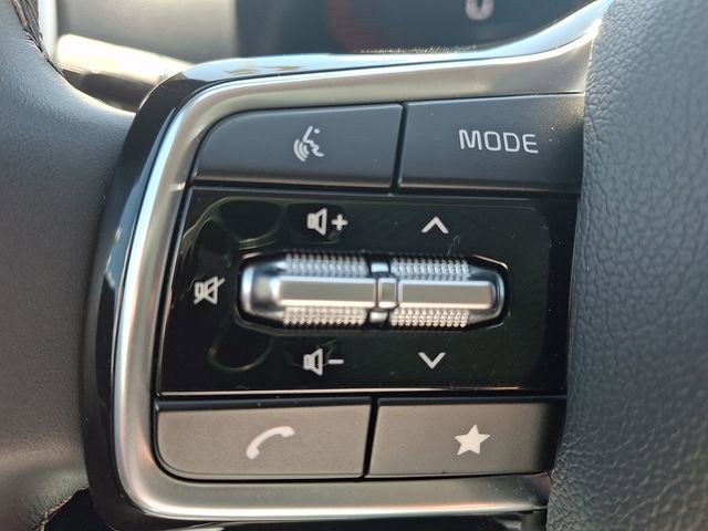 Used 2025 Kia Sorento S AWD/4WD image 18