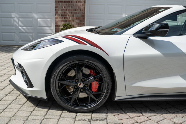 Used 2020 Chevrolet Corvette Stingray Premium Cpe w/ 3LT Preferred Equipment Group RWD image 4