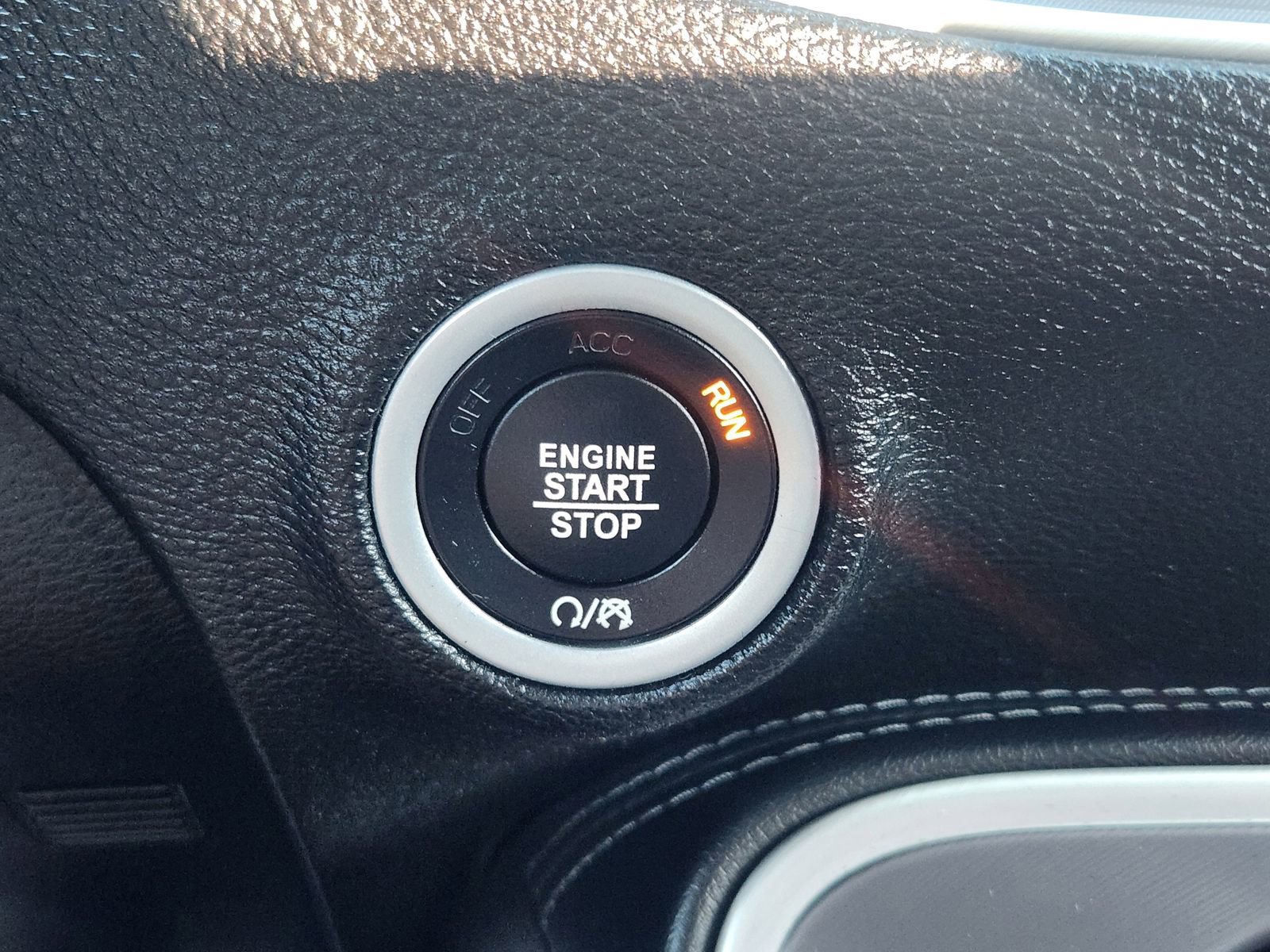 Used 2022 Dodge Challenger R/T Scat Pack image 23