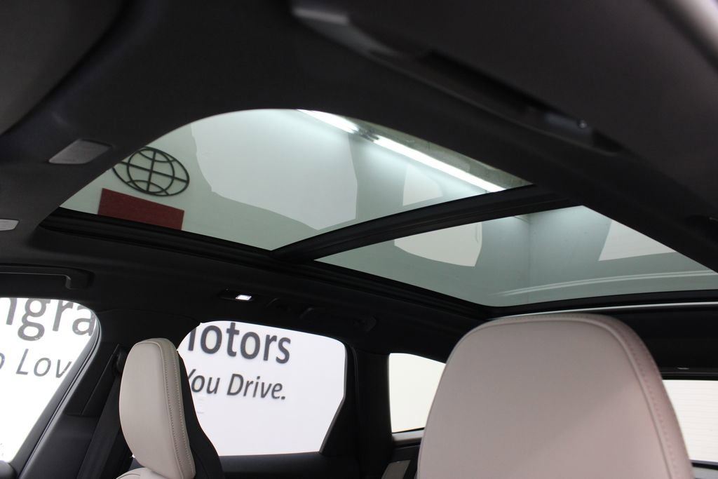 New 2026 Volvo XC60 B5 Plus w/ Protection Package Premier image 13