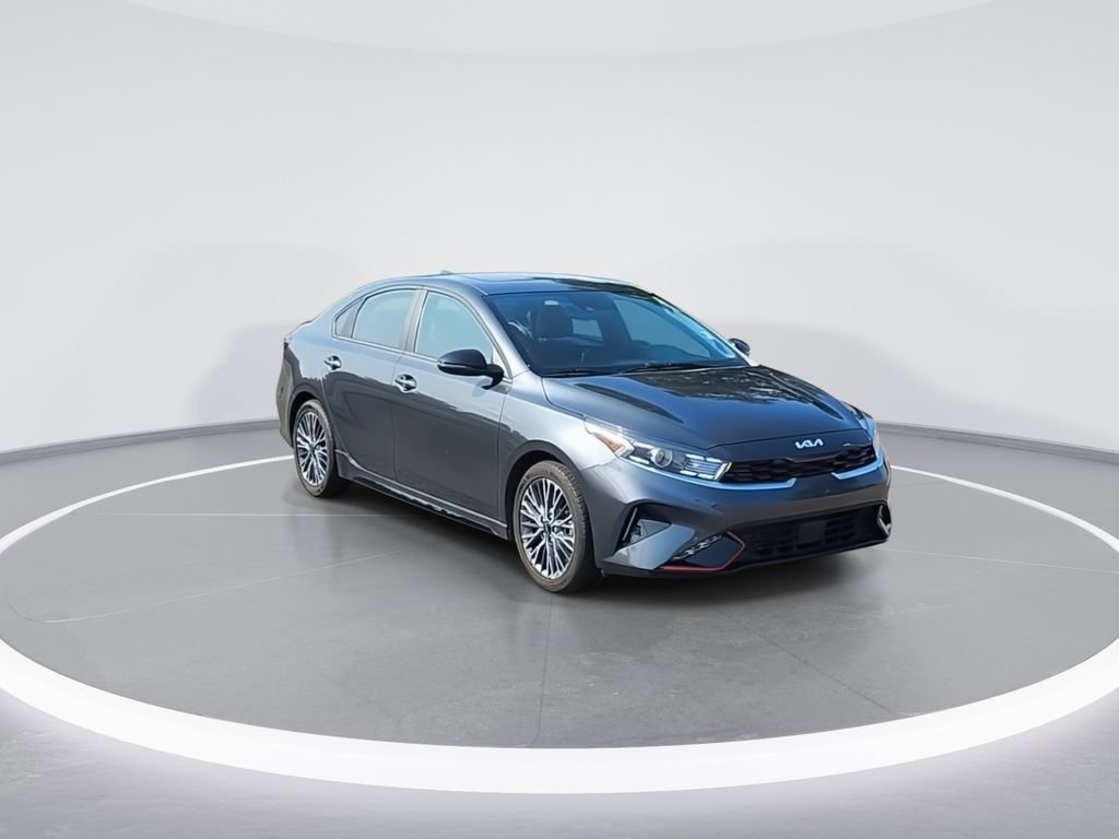 Used 2024 Kia Forte GT-Line w/ GT-Line Premium Package FWD image 2