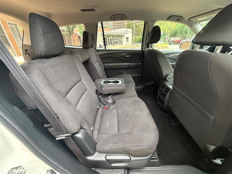 Used 2018 Honda Pilot LX image 23