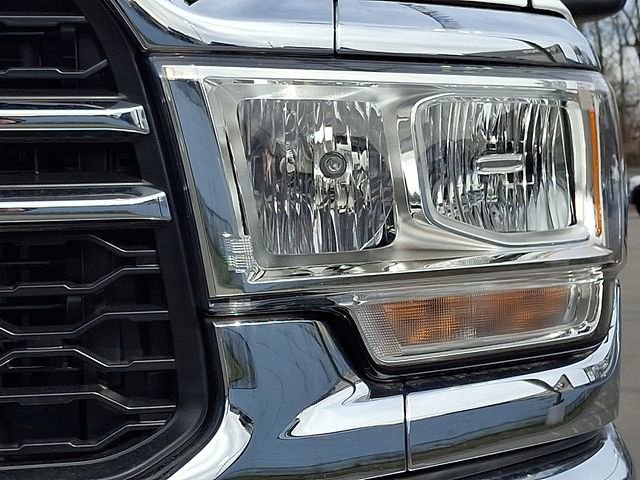 Used 2024 RAM 2500 Tradesman w/ Chrome Appearance Group image 9