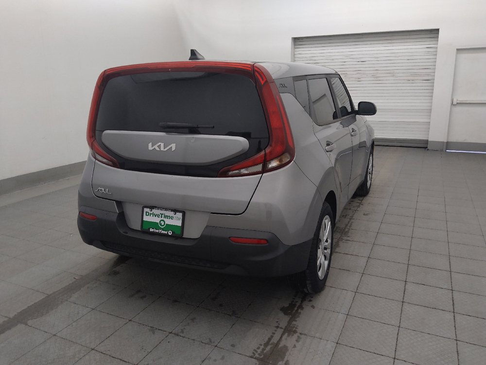 Used 2022 Kia Soul LX FWD image 9