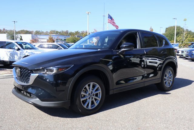 Used 2023 MAZDA CX-5 AWD 2.5 S w/ Select Package image 4