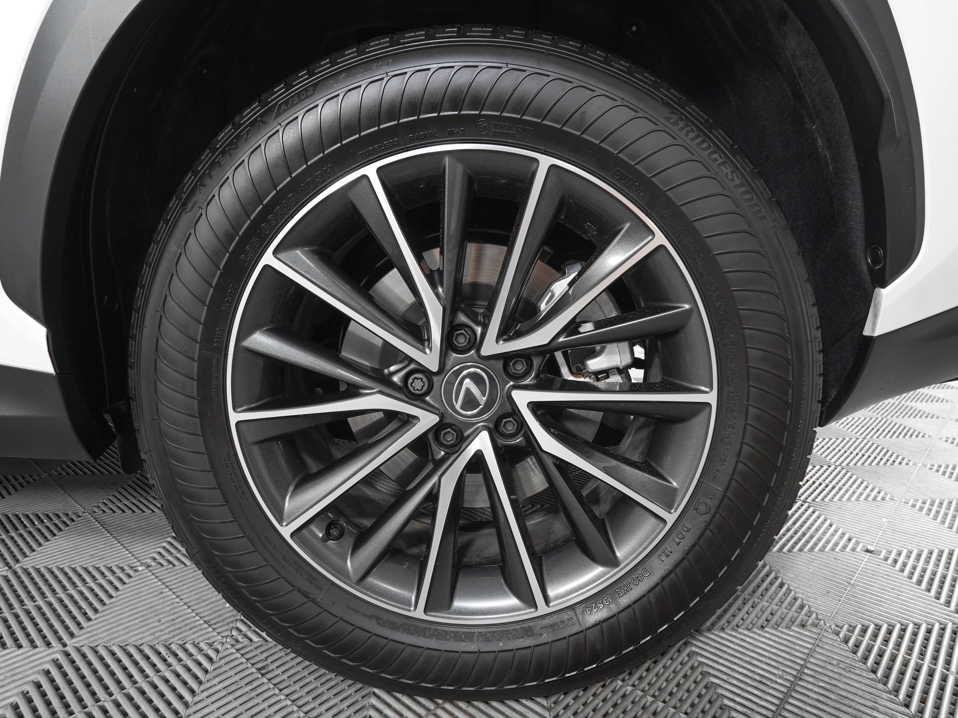 Used 2025 Lexus NX 350 AWD w/ Accessory Package (2T) image 31