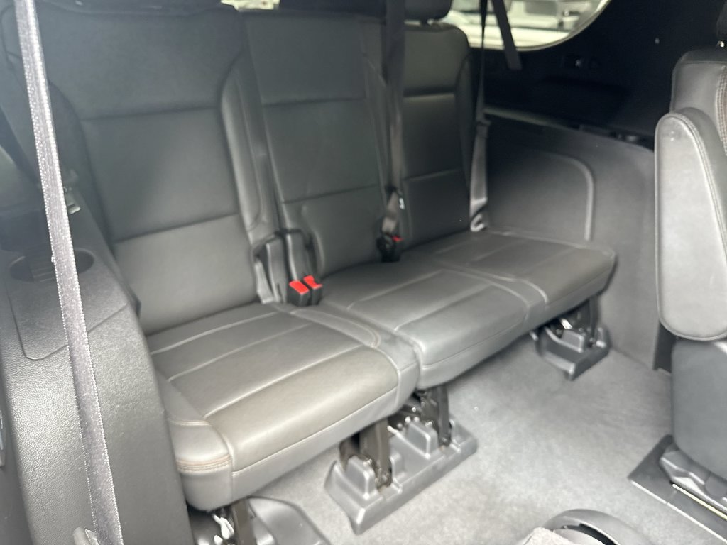 Used 2024 Chevrolet Suburban High Country AWD/4WD image 30